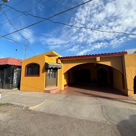 Depa A Unos Minutos De Consulado! Apartment Hermosillo Luaran gambar